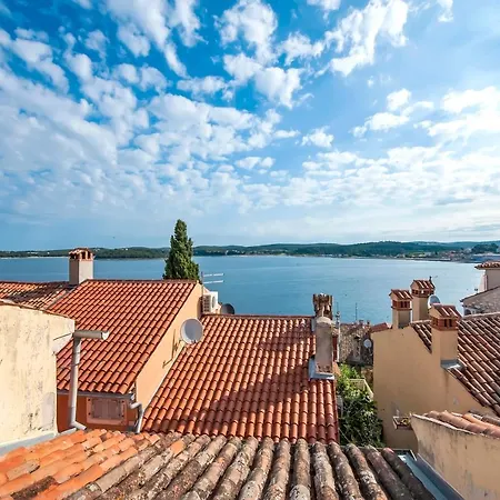 Happy House Bregovita By Irundo Apartmán *